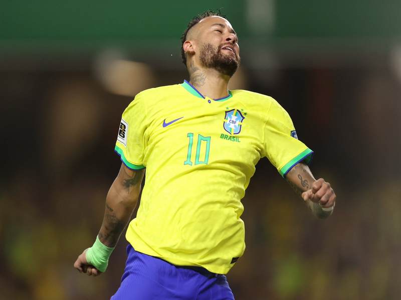Neymar là một cái tên nổi bật trong đội hình Brazil mới nhất